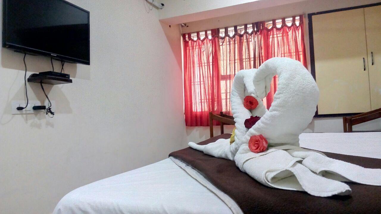 Hotel Nithin Krishna Tirupati Exterior foto