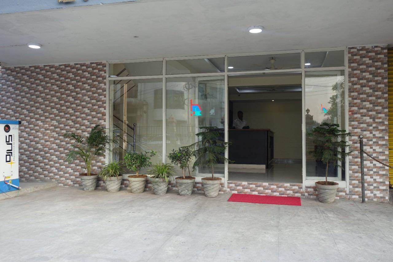 Hotel Nithin Krishna Tirupati Exterior foto