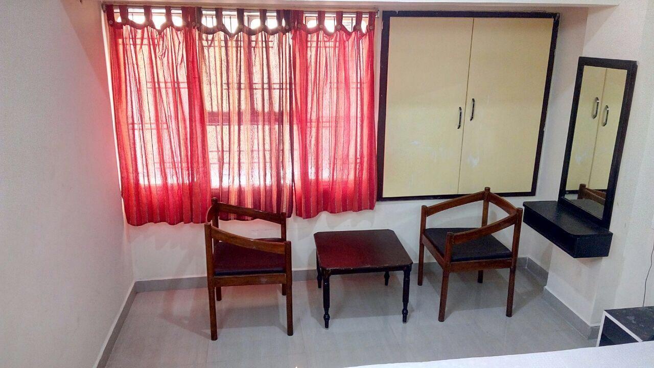 Hotel Nithin Krishna Tirupati Exterior foto